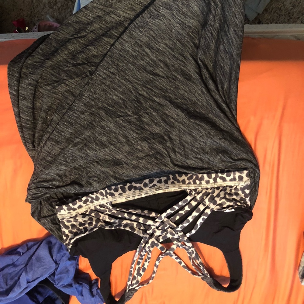 Lululemon peek a boo back tank